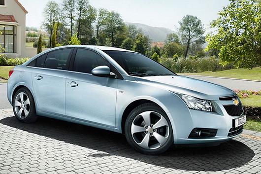 "Мультимоторс" распродает склад Opel и Chevrolet, на "Боровой" - скидка 2000$ на Ford Kuga и Mondeo