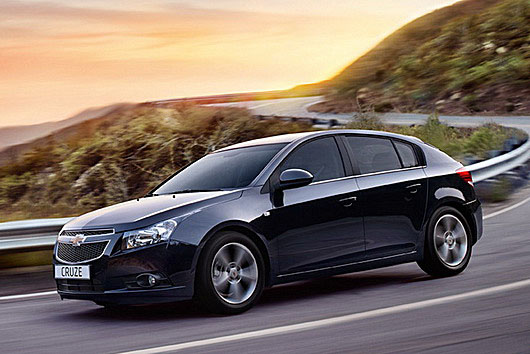 Сколько стоит хэтчбек Chevrolet Cruze? Изучаем оснащение, цены, конкурентов