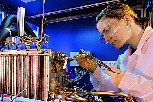 В ближайшем будущем автомобили будут ездить на воде