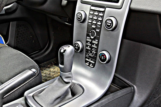 "Теперь только Volvo". Отзыв владельца нового Volvo S40