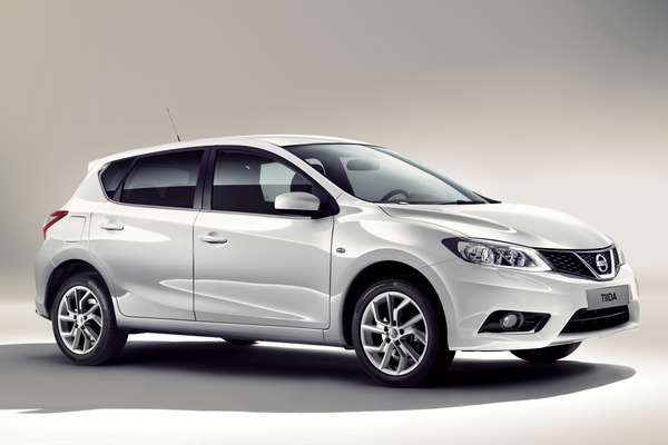 Купить в Беларуси новый хэтчбек Nissan Tiida: изучаем модель, варианты оснащения и цены