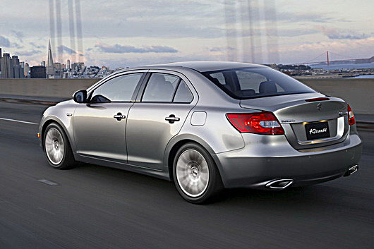 Сколько стоит новый автомобиль Suzuki Kizashi?