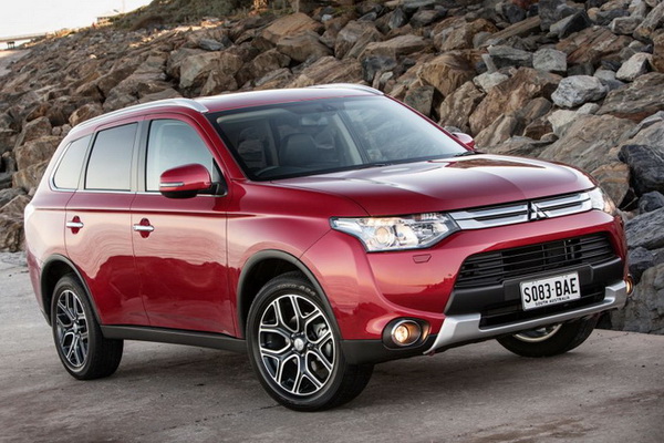 Купить в Беларуси обновленный Mitsubishi Outlander: изучаем, что изменилось, и сравниваем с конкурентами