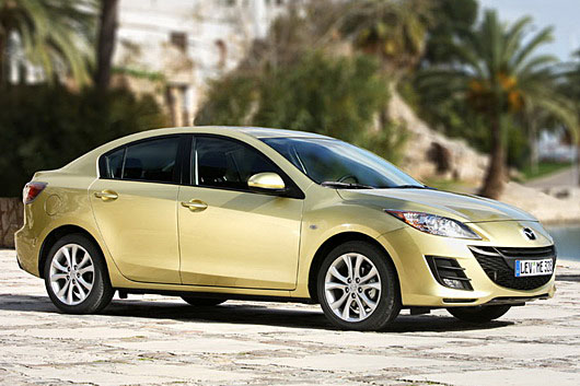 Mazda поднимает цены на "двойку", "тройку" и "шестерку". И все равно конкуренты дороже