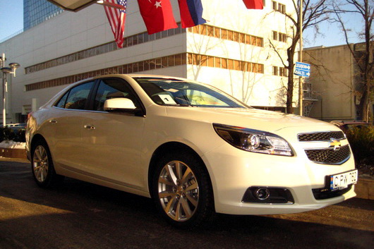 Много нового автомобиля за свои деньги. Тест-драйв Chevrolet Malibu