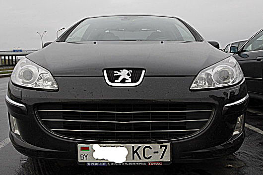 “Слишком длинный нос”. Отзыв владельца Peugeot 407