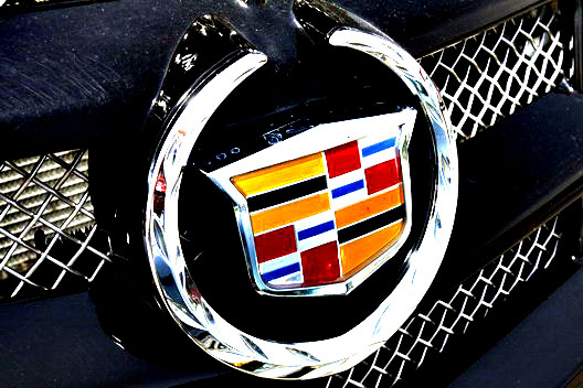  “Cadillac? Дешевле!” Отзыв владельца Cadillac SRX