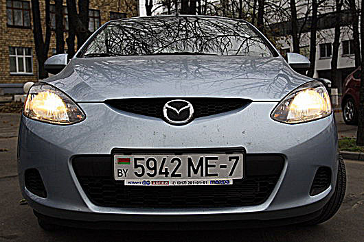 "Люблю за простоту". Отзыв владельца Mazda2