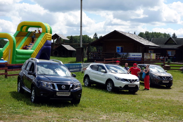 Nissan представил в Беларуси новые Terrano и Qashqai. Цель - выйти в лидеры рынка