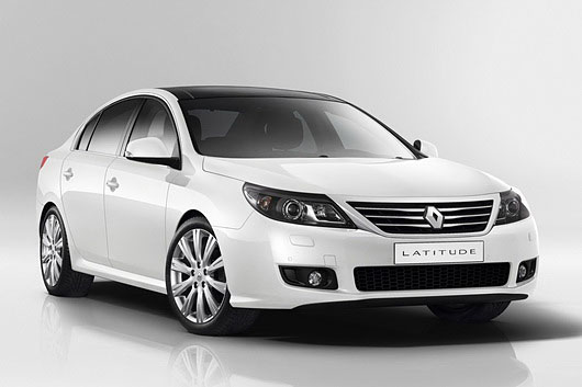Сколько стоит новый седан Renault Latitude? Изучаем цены, комплектации, конкурентов