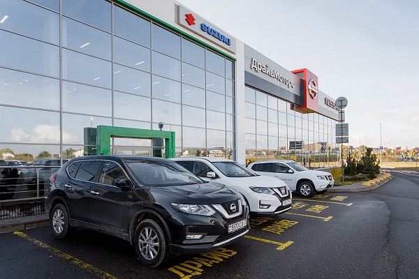 Автомобили с пробегом в кредит от 3,9% в автоцентре "ДрайвМоторс"