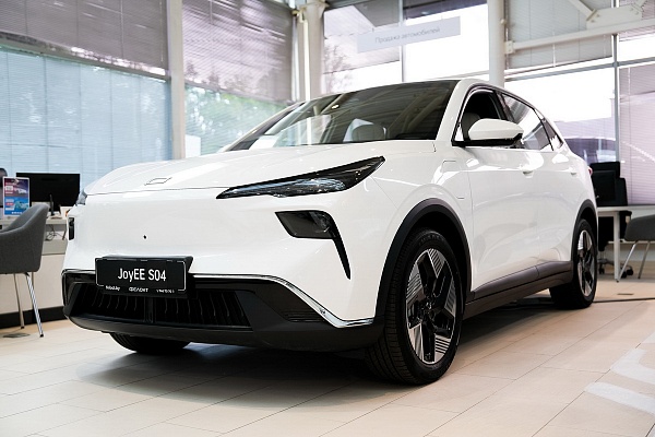 Новый электрический кроссовер FAW JoyEE S04 - старт официальных продаж в Беларуси