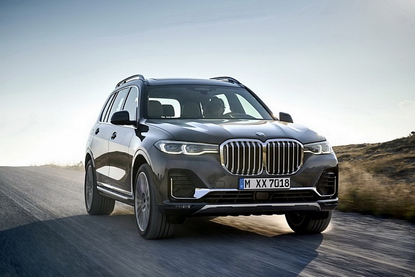 Обзор самого большого BMW - X7. Цена в Беларуси - от 68.400 евро