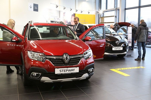 Зимние шины в подарок при покупке нового автомобиля Renault