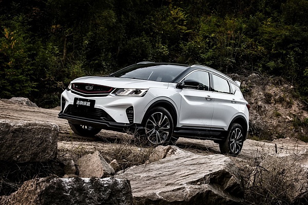 Первый обзор Geely Coolray (SX11): техника, оснащение, цены и перспективы в Беларуси